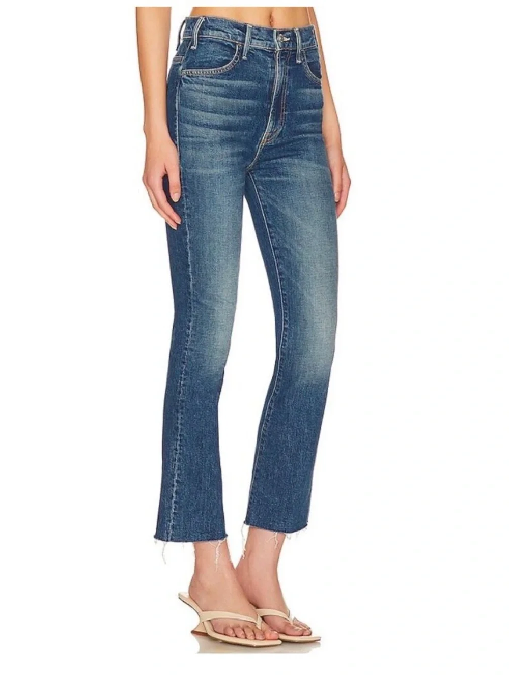 MOTHER Hustler Flood Fray Denim in ‘Beer Me’